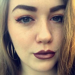 Meet your Posher, Leah-rose